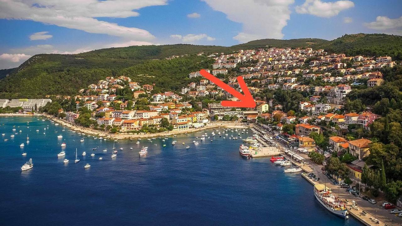 Apartments Galeb Рабац Екстериор снимка